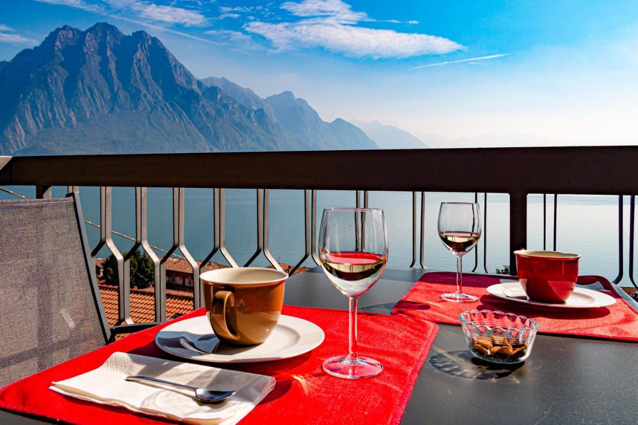 Iseolakerental - Vacanza Romantica Riva di Solto Buitenkant foto