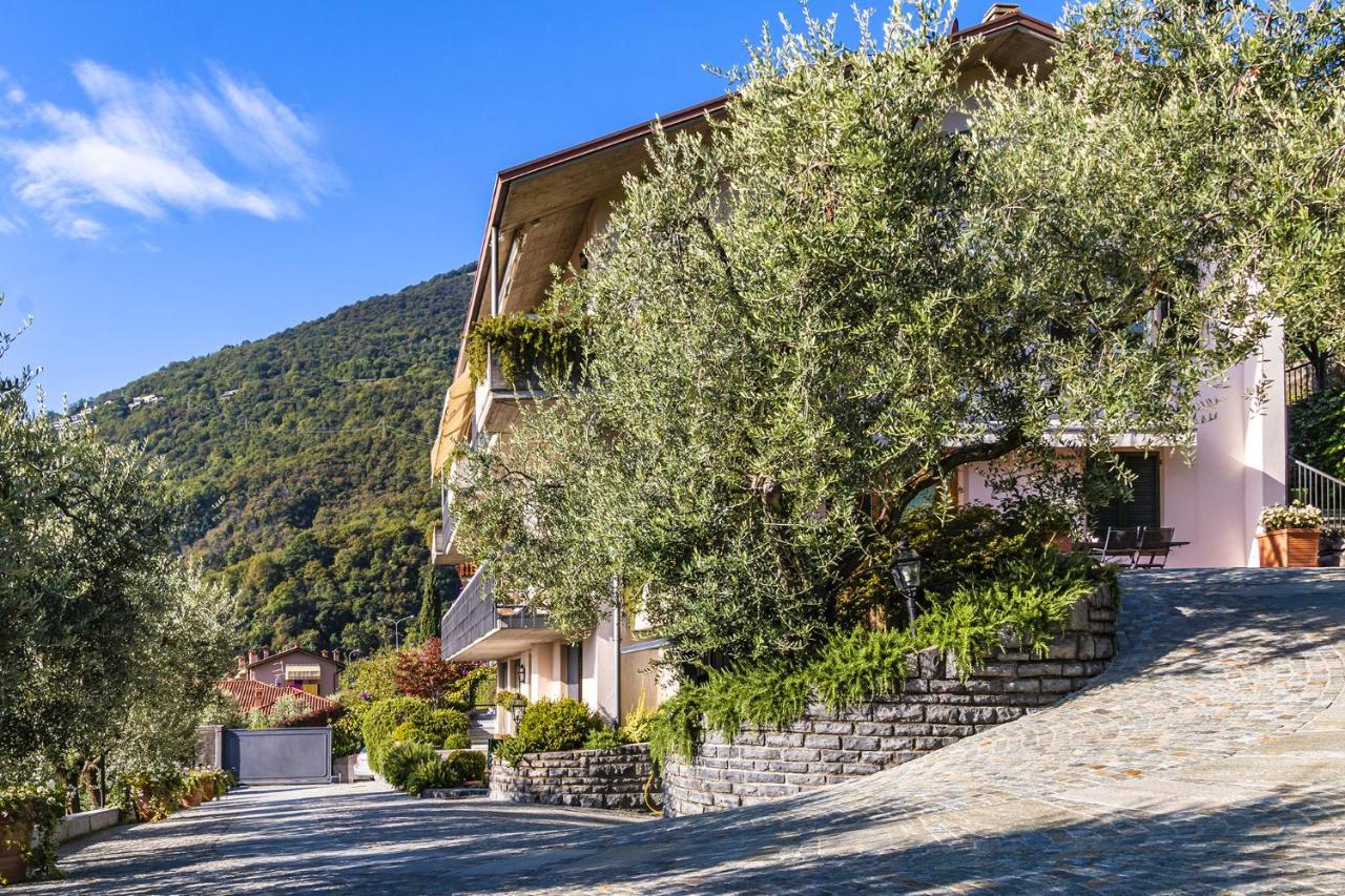 Iseolakerental - Vacanza Romantica Riva di Solto Buitenkant foto